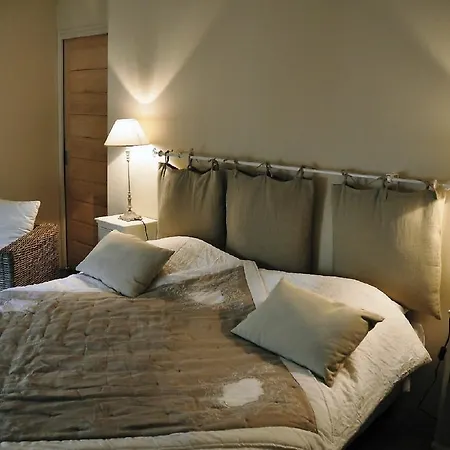 Du Palais Des Papes Hotel 3*