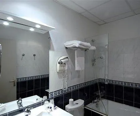 Hotel Du Palais Des Papes 3*