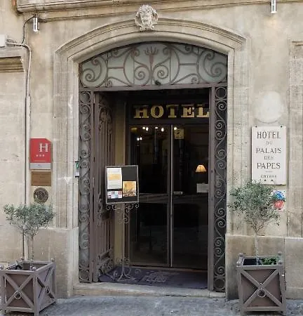 Du Palais Des Papes Hotel 3*
